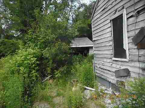 8523 Strathmoor (6)_m.jpg